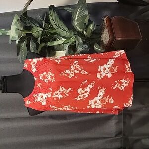 Simply Vera Wang S Red Sleeveless shirt